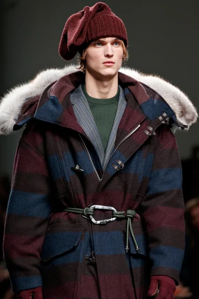 Look 63
